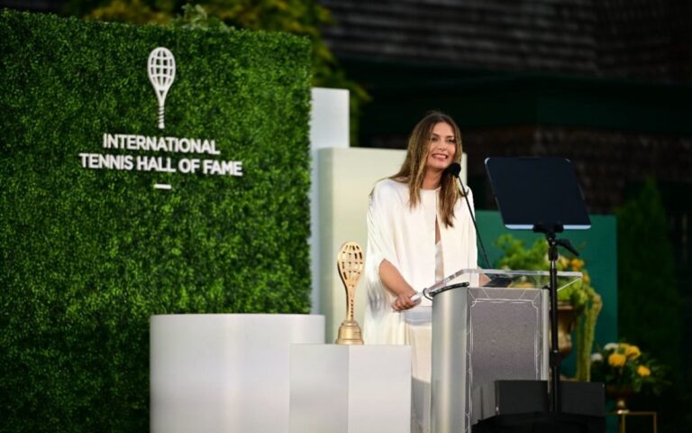 Anuncia Maria Sharapova el nacimiento de su primogénito