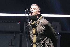 Fallece fan  de Oasis tras caer  de balcón durante concierto