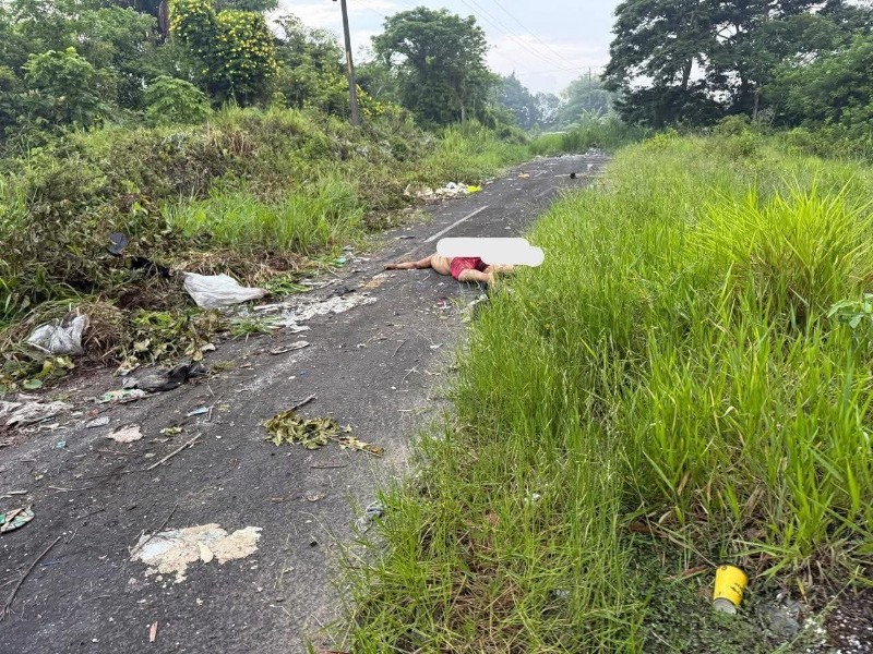 Hallan cuerpo decapitado en carretera Coatzacoalcos -Villahermosa; fue reportado como desaparecido