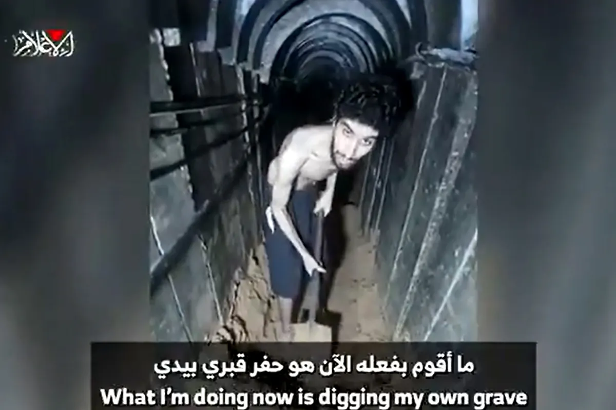Hamas difunde un nuevo vídeo del rehén Evyatar David: "Estoy cavando mi propia tumba"