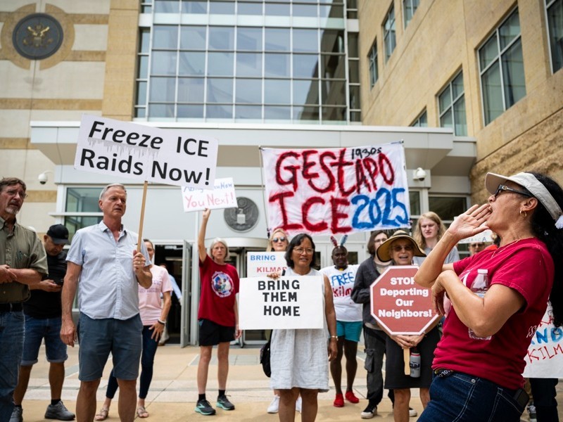 Juez bloquea uso de datos médicos de inmigrantes en EU