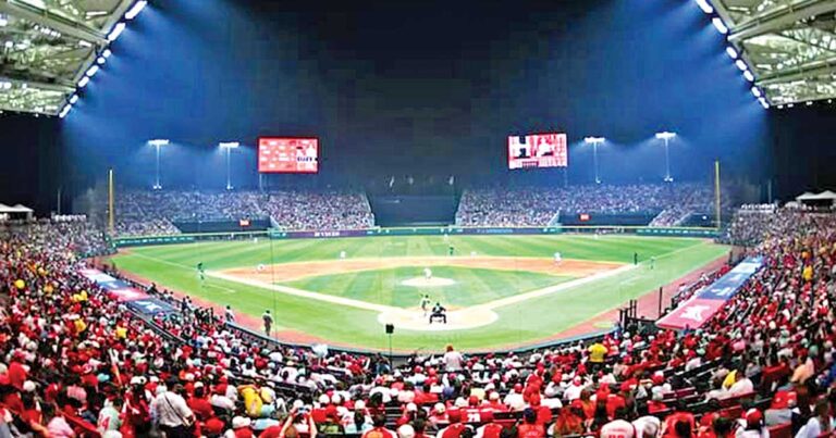 LMB le echa una manita a Diablos