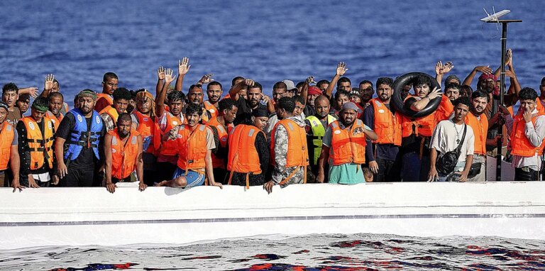 Lampedusa, epicentro migratorio de Europa: "Los desembarcos son continuos"