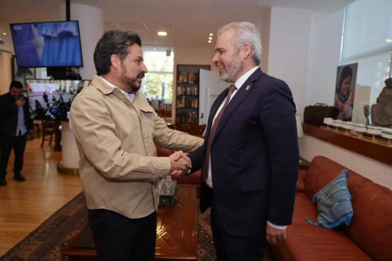 #Morelia Bedolla Entregará Más De 40 Mil Firmas Al IMSS Para Construcción De Hospital En Villas Del Pedregal - Changoonga.com