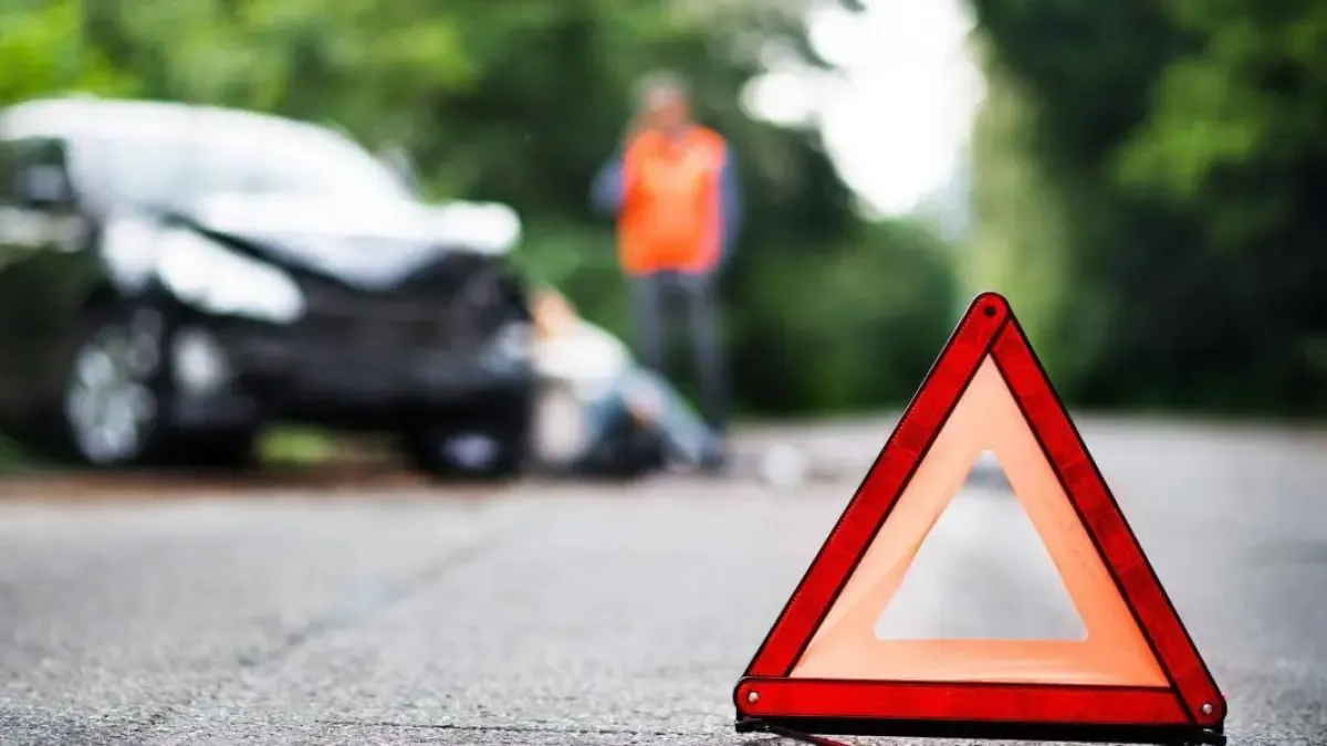 Once muertos y más de 40 heridos en choque frontal entre bus y camión