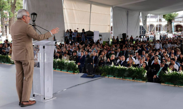 Pátzcuaro Forma Parte De Agenda De Proyectos Insignia Del Gobierno De Michoacán: Bedolla - Changoonga.com