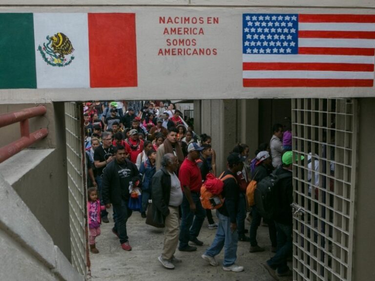 Persecución de migrantes afecta más a Estados Unidos, señala Bedolla