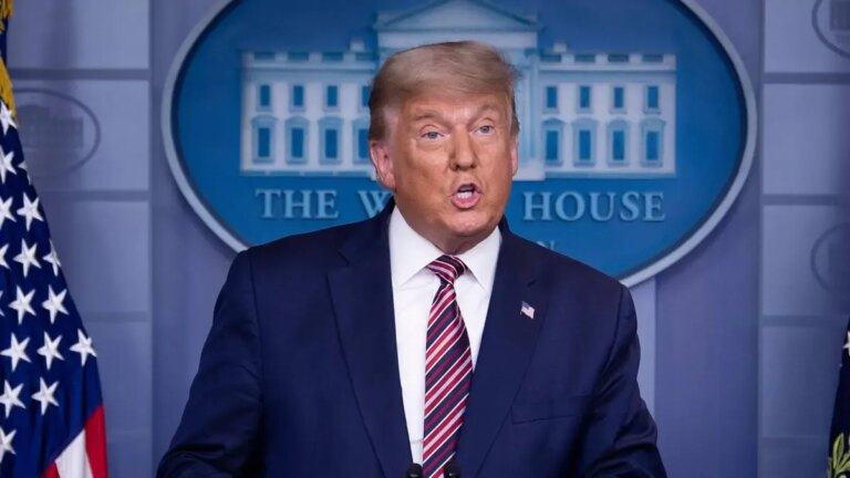 Trump eliminó esta norma que permitía recibir envíos en Estados Unidos sin impuestos: los detalles