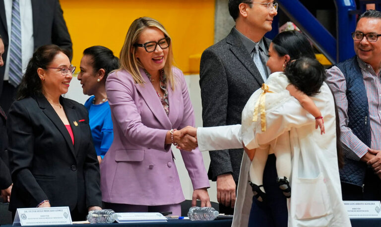 #UMSNH Sociedad Requiere Profesionistas con Altos Compromisos Éticos: Rectora Yarabí Ávila - Changoonga.com