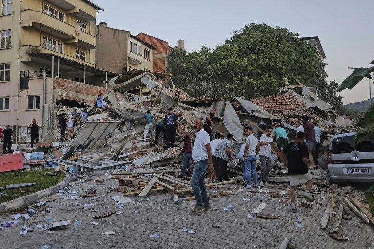 Un terremoto de 6,1 sacude el noroeste de Turquía