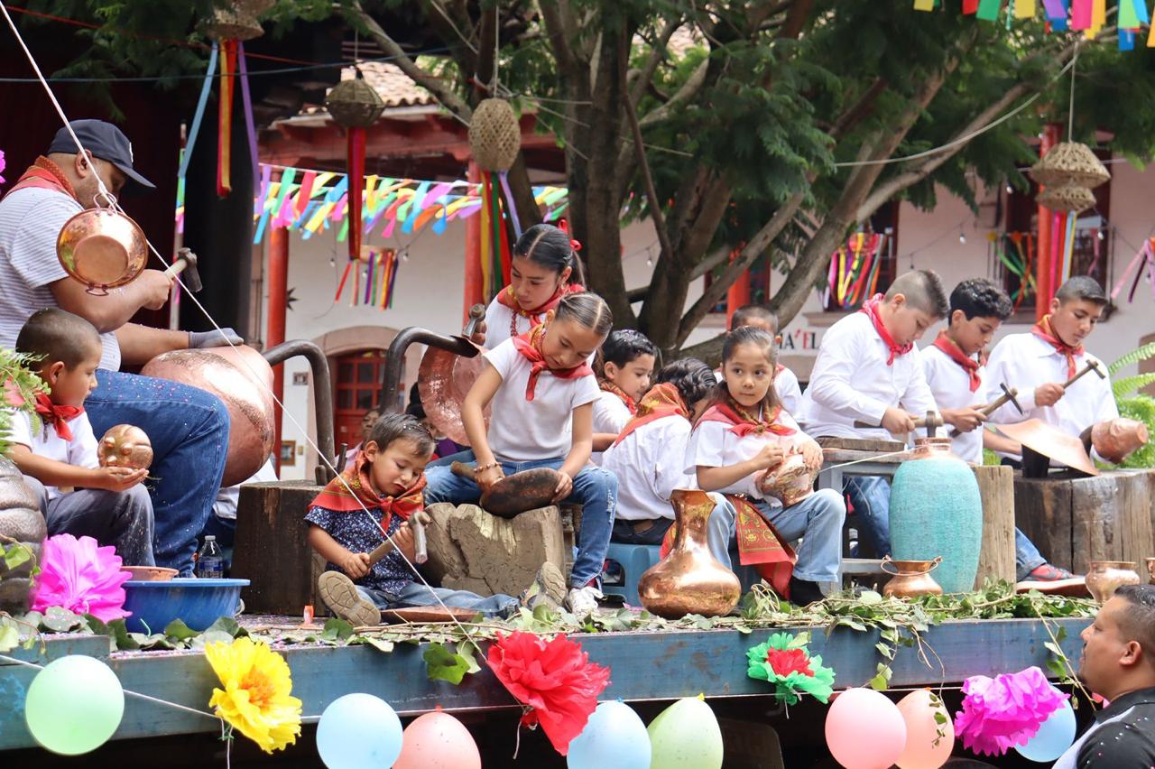 Ya Comenzó La Magia De Santa Clara Con Su Feria Nacional Del Cobre - Changoonga.com
