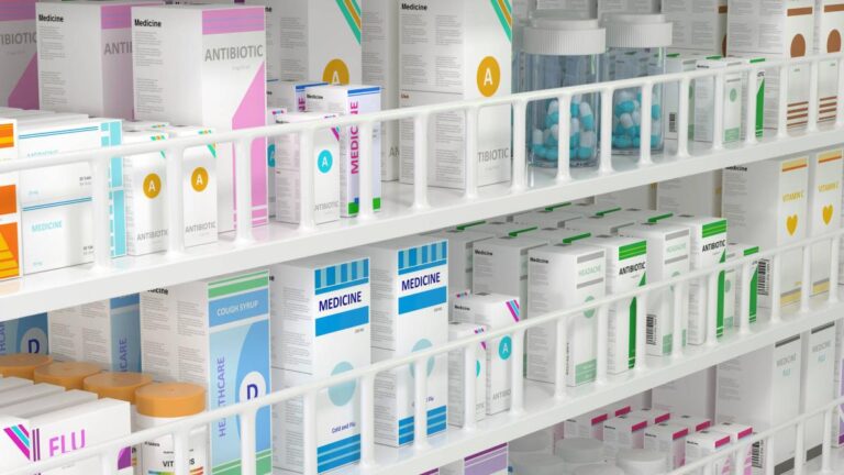 amenaza con aranceles de hasta 250 % a productos farmacéuticos importados en las próximas 24 horas