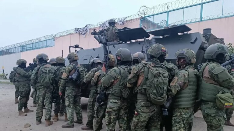encontraron 80 casquillos de balas nueve milímetros y de fusiles automáticos