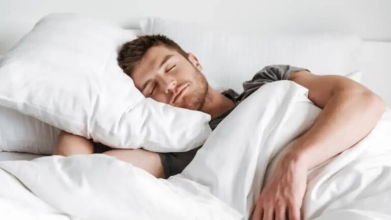 esta es la hora en la que todos se van a dormir en Estados Unidos, según encuesta