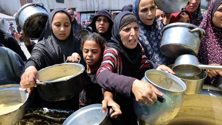 la cifra de niños muertos por desnutrición se eleva a 100 desde el inicio de la ofensiva de Israel contra Hamás