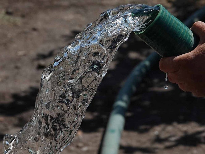 CDMX activa tandeo de agua en agosto