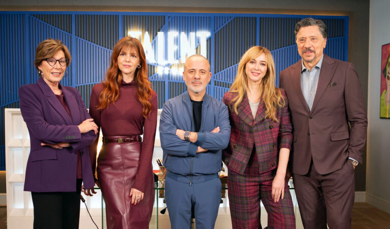 La agencia irrumpe en Telecinco con una mirada inédita al mundo de los representantes de artistas