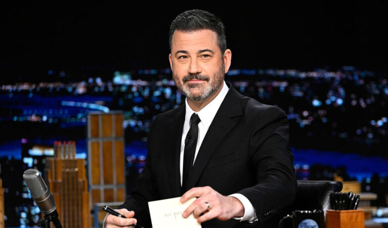 Jimmy Kimmel vuelve a la televisión tras la suspensión de su programa por criticar al activista político Charlie Kirk.