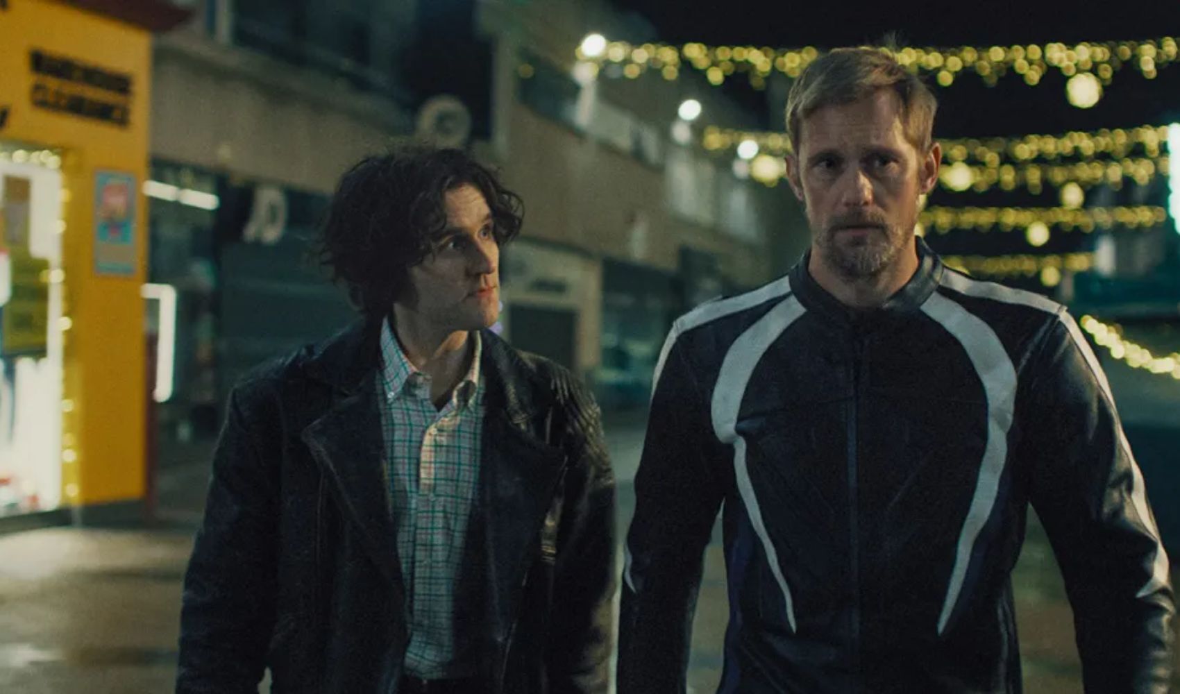Alexander Skarsgård y Harry Melling recuperan el sexo incómodo en Pillion
