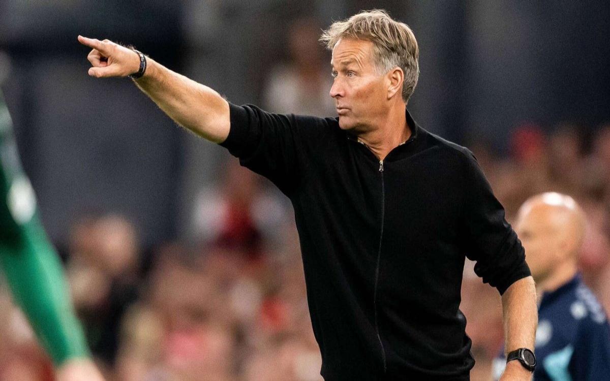Bayer Leverkusen destituye al técnico holandés Erik ten Hag