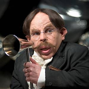 Regresa Warwick Davis a la franquicia de 'Harry Potter'