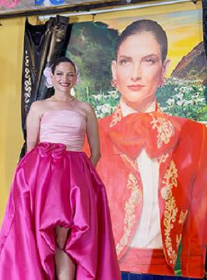 Rinde Salón Tenampa homenaje a Natalia Jiménez con mural