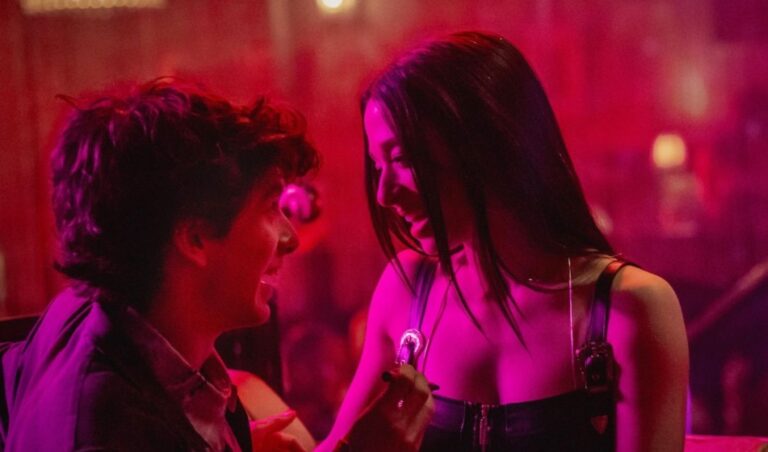 una historia de amor inesperada que desafía las convenciones