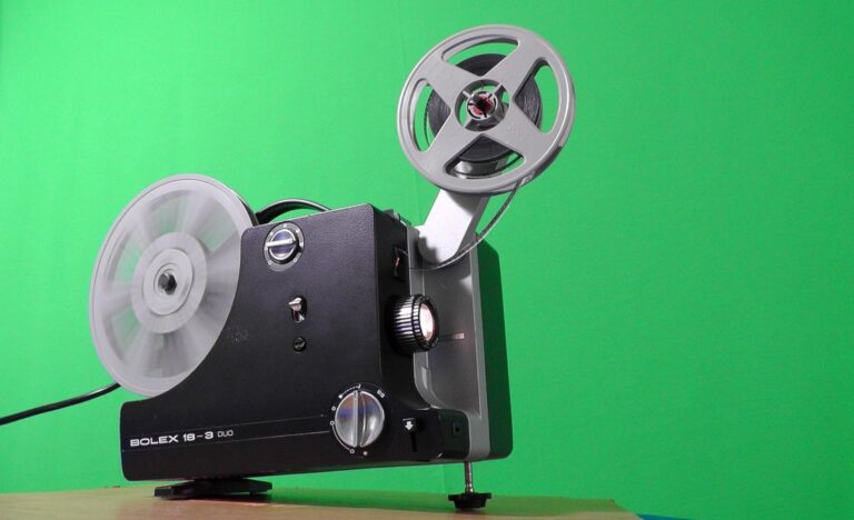 el cine español sigue sin ser accesible para las personas sordas