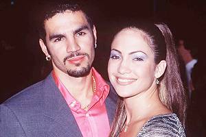 Acusa ex marido a Jennifer Lopez de haberle sido infiel