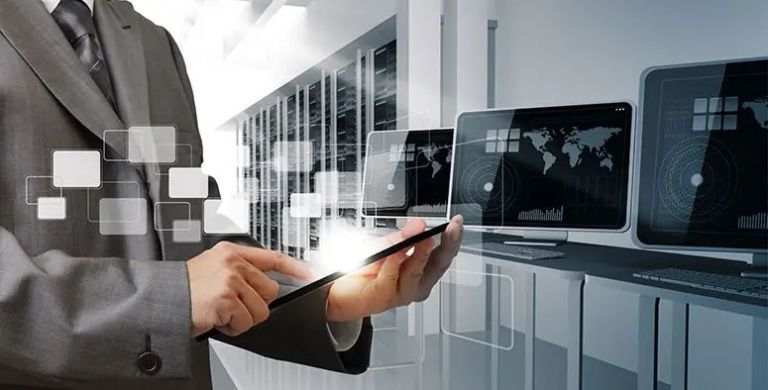 Consultoría informática y asistencia empresarial: un aliado estratégico para las empresas locales