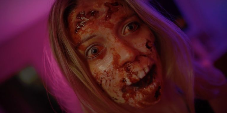 Critica a “El ritual del libro rojo: La puerta del infierno”, una antología creativa y bien hecha