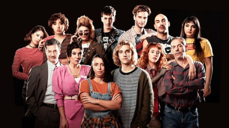Crítica de “Magia Blanca”: un musical sobre identidad y poder en la Argentina de los 90