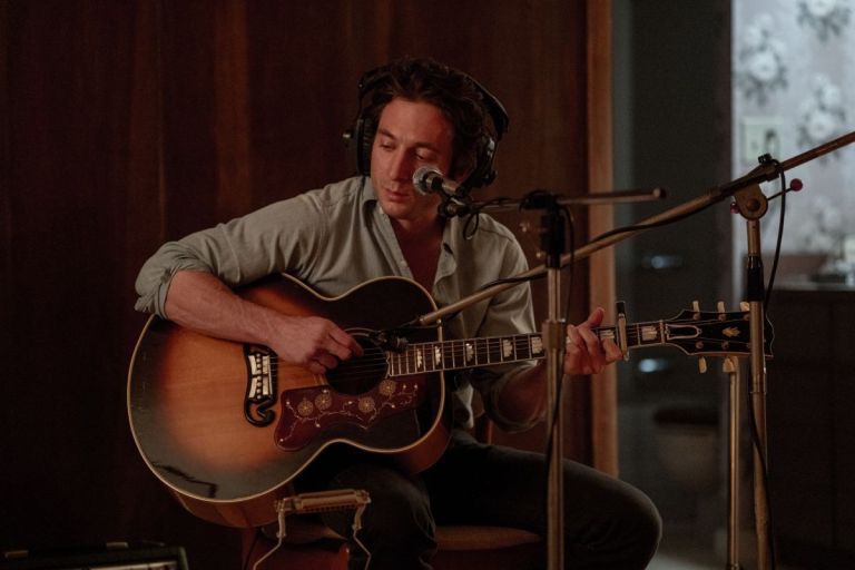 Crítica de “Springsteen: Música de ninguna parte”: Una biopic simple para un artista sencillo