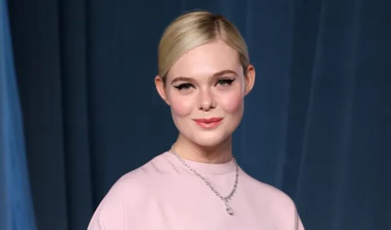 Elle Fanning recibió la bendición de Elizabeth Banks para ser la nueva Effie