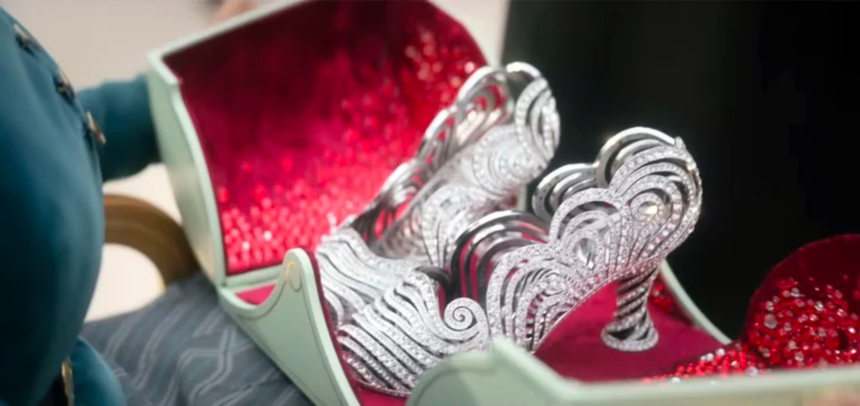 For Good recupera los zapatos de Dorothy, pero no serán de color rubí