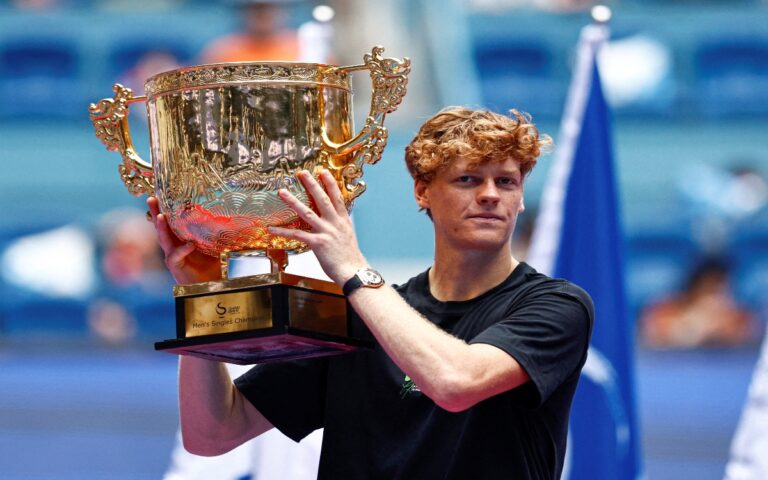 Recibe Trump silbidos y aplausos en la Final del US Open 2025
