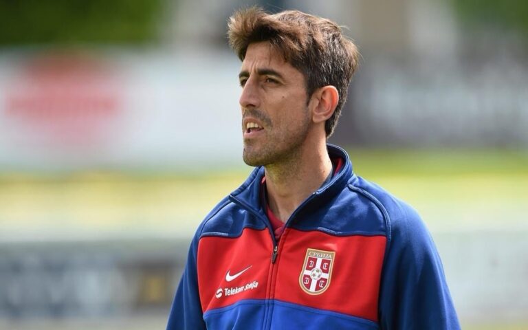 Real Oviedo, del Grupo Pachuca, despide a Veljko Paunovic