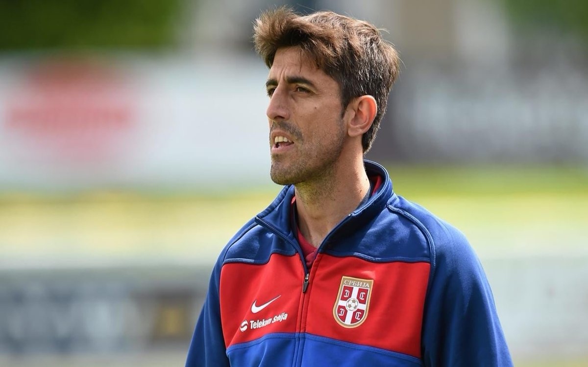 Real Oviedo, del Grupo Pachuca, despide a Veljko Paunovic
