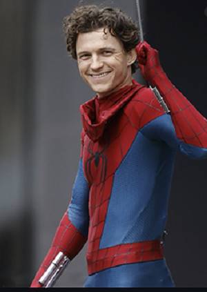 Tom Holland retoma 'Spider-Man' tras conmoción cerebral 