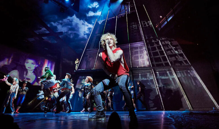 el Musical llega a la gran pantalla por primera vez