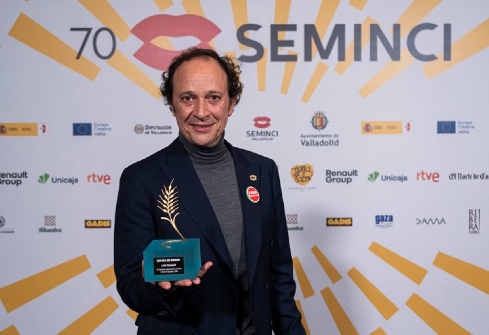 tres décadas de cine, teatro y amor por su oficio